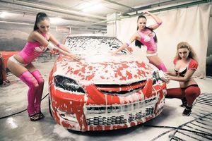 Чем мыть машину, чтобы не поцарапать лак